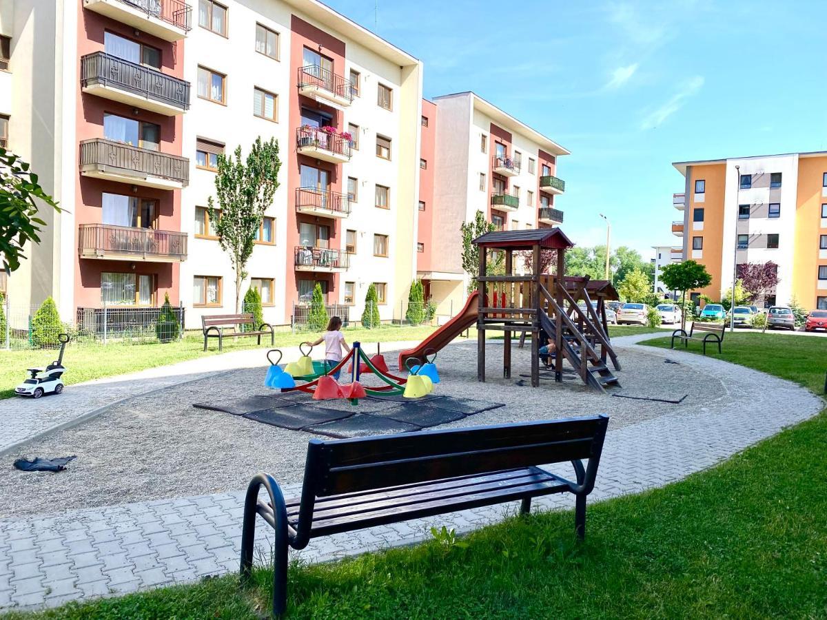 Apartamento Nataly'S House Braşov Exterior foto